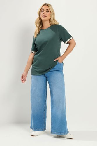 Tshirt Vert Métallisé Avec Bordures En Crochet Size 48 - Yours - Modalova
