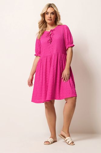 Robe Courte Rose À Nœud Sur Le Devant Size 54-56 - Yours - Modalova