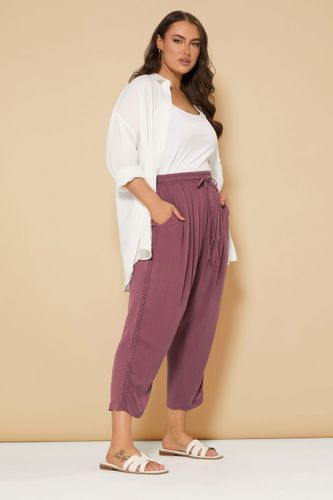 Pantacourt Rose Glacé Plissé À Poches Size 46 - Yours - Modalova