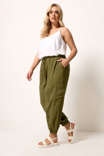 Pantalon Cargo Vert Coupe Ballon Size 42 - Yours - Modalova