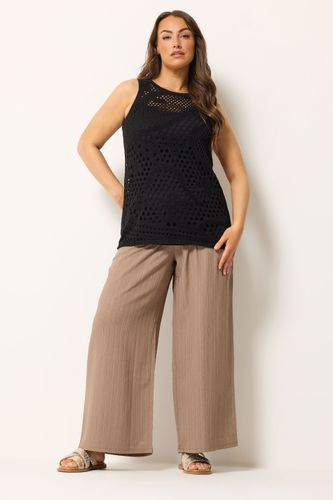 Débardeur Noir Avec Détail En Maille Tricotée Size 50-52 - Yours - Modalova