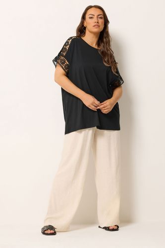 Tshirt Noir Fluide Design Crochet Size 44 - Yours - Modalova