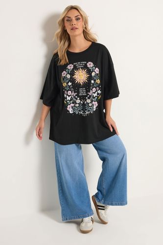 Tshirt Droit Noir À Fleurs Et Imprimé Graphique Soleil Size 48 - Yours - Modalova