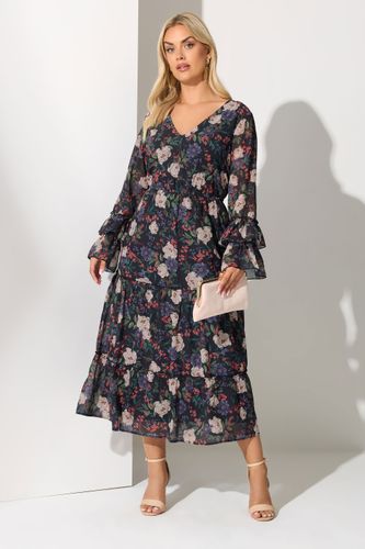 Curve Robe Longue Noire À Volants Et Fleurs Size 44 - Yours London - Modalova