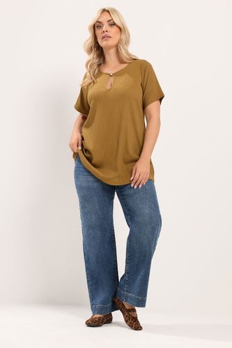 Top Formel Jaune À Encolure Goutte D'eau Size 66-68 - Yours - Modalova