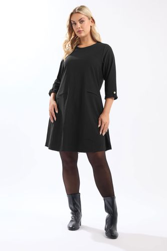 Robe Courte Droite Côtelée Noire Size 44 - Yours - Modalova