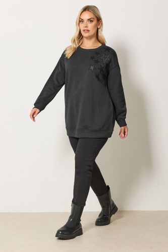 Curve Sweatshirt Gris À Œillets Et Détails Étoiles Size 48 - Yours - Modalova
