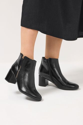 Bottines À Talons Carrés En Similicuir Noir Tailles E Et Eee Extra Largessize 42EEE - Yours - Modalova