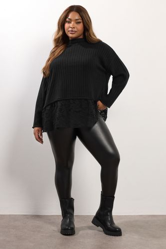 Curve Pull Noir Côtelé À Détails En Dentelle Size 54-56 - Yours - Modalova