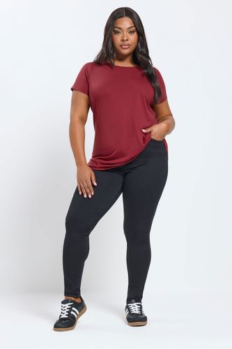 Tshirt Basique Bordeaux Size 58-60 - Yours - Modalova