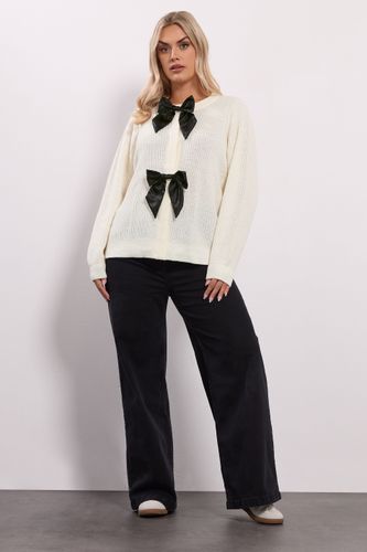 Cardigan En Satin Blanc Ivoire Avec Nœud Sur Le Devant Size 42-44 - Yours - Modalova