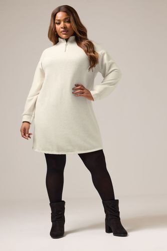 Robe Pull Côtelée À Col Zippé Crème Size 44 - Yours - Modalova