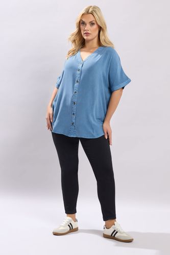 Blouse Bleue En Chambray Boutonnée Size 58-60 - Yours - Modalova