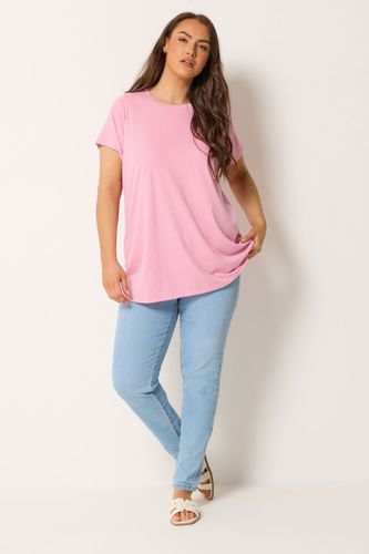 Tshirt Basique Rose À Manches Courtes Size 50-52 - Yours - Modalova