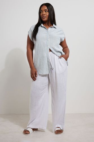Chemisier Bleu À Rayures Manches Courtes Size 58-60 - Yours - Modalova