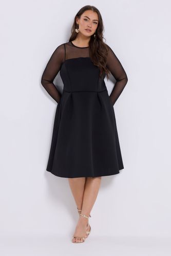 Robe Patineuse Noire À Manches En Maille Size 46 - Yours London - Modalova