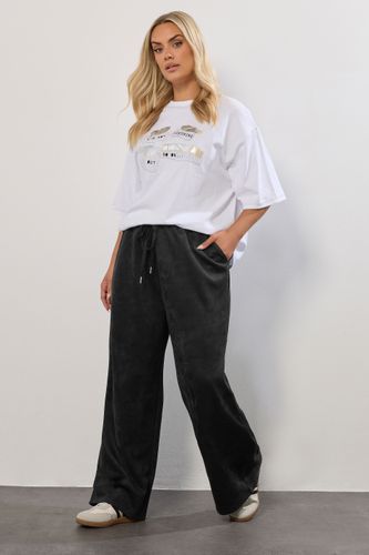 Curve Pantalon Large En Similicuir Noir Size 46 - Yours - Modalova