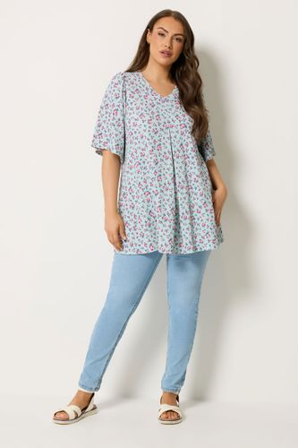 Top Texturé Plissé Sur Le Devant Bleu À Petites Fleurs Size 50-52 - Yours - Modalova