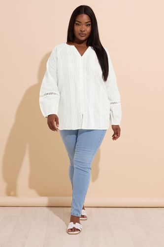Blouse Blanche Plissée Design Crochet Size 44 - Yours - Modalova