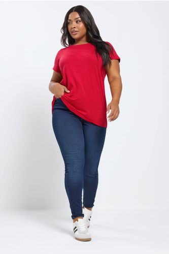 Tshirt Basique Rouge Vif Size 42 - Yours - Modalova