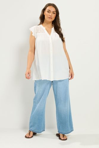 Blouse Blanche À Détails En Dentelle Size 44 - Yours - Modalova