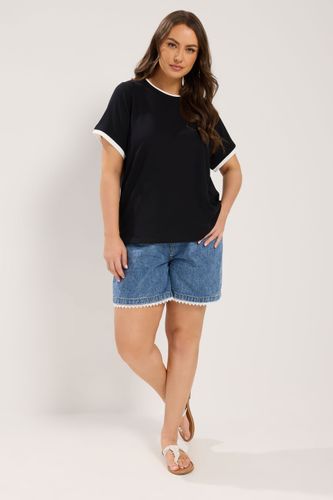 Tshirt Noir À Bordures Contrastées Size 42 - Yours - Modalova