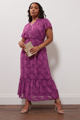 Robe Midaxi Violette Volantée Texturée Size 44 - Yours London - Modalova