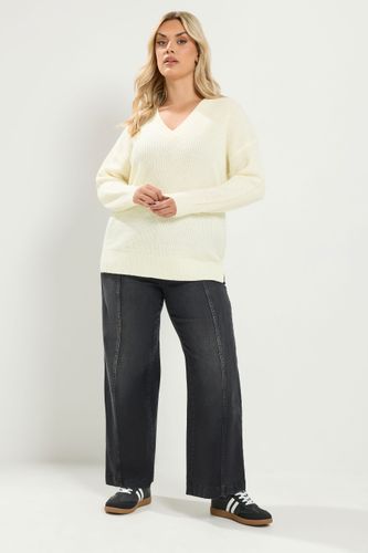 Pull Ivoire En Maille À Col En V Size 62-64 - Yours - Modalova