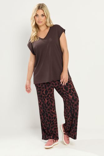 Tshirt Basique Marron Chocolat À Col En V Size 48 - Yours - Modalova
