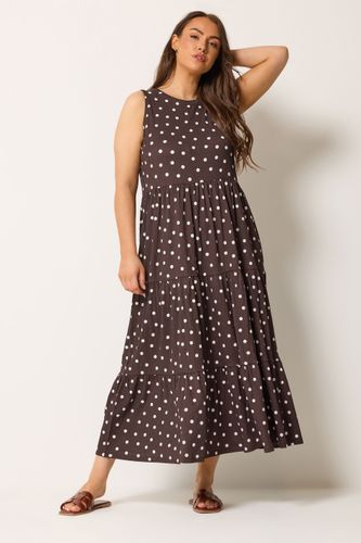 Robe Longue Étagée Chocolat À Pois Size 58-60 - Yours - Modalova