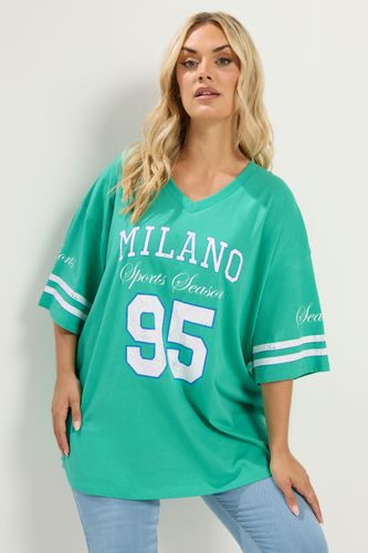 Tshirt Coupe Carrée Vert Style Universitaire « Milano » Size 44 - Yours - Modalova