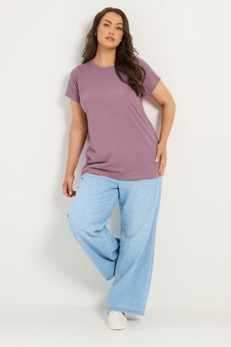 Tshirt Basique Violet Clair Size 48 - Yours - Modalova