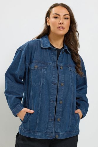 Plus Size Dark Washed Oversized Denim Jacket Size 38 - Yours - Modalova