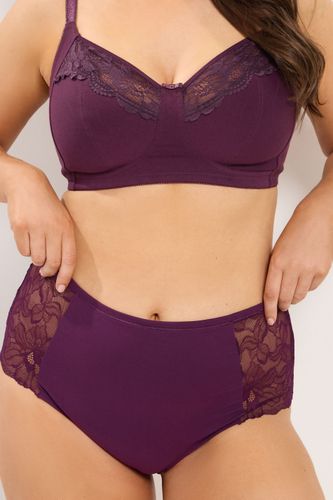 Culotte Couvrante Violette En Microfibre Et Dentelle Size 58-60 - Yours - Modalova