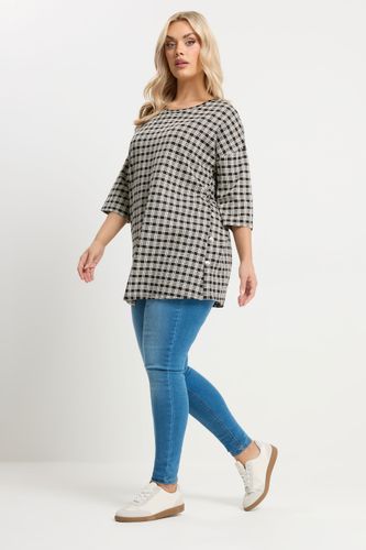Top À Carreaux Avec Boutons Latéraux Noir Et Blanc Size 48 - Yours - Modalova