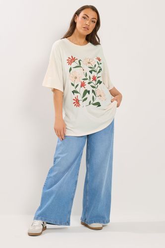 Tshirt À Motif Graphique Floral Rose Size 58-60 - Yours - Modalova