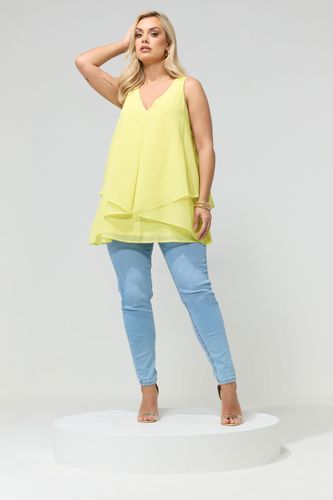 Blouse Jaune À Superpositions Size 48 - Yours London - Modalova