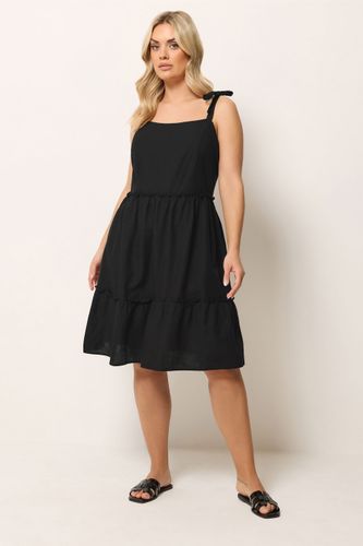 Robe Smockée Grande Taille Noire En Lin Size 48 - Yours - Modalova