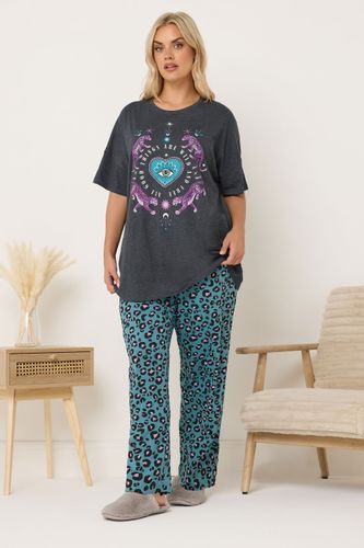 Pyjama Grande Taille Coupe Large « Wild And Free » Anthracite/Léopard Size 62-64 - Yours - Modalova