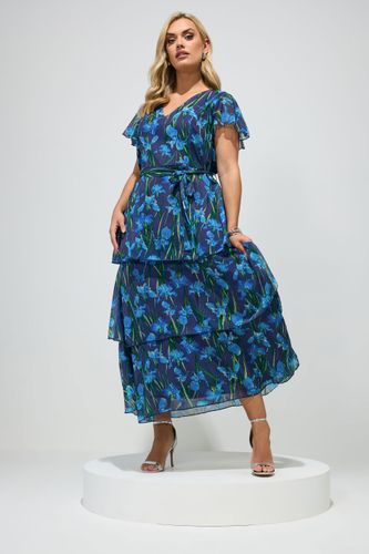 Robe Longue Étagée Bleu Marine À Fleurs Size 54-56 - Yours London - Modalova