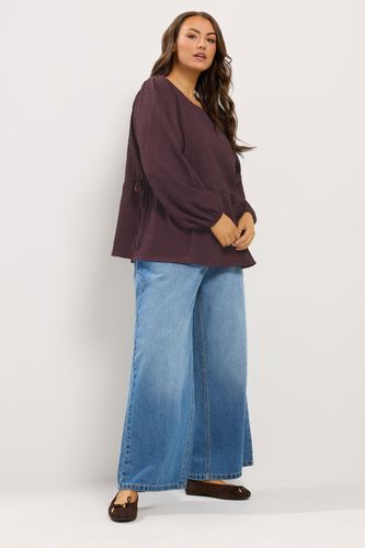 Top Texturé Violet À Nouer Sur Le Côté Size 48 - Yours - Modalova