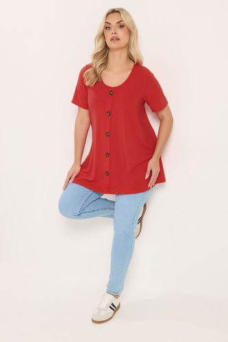 Top Évasé À Boutons En Maille Côtelée Rouge Size 62-64 - Yours - Modalova