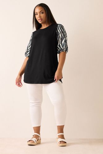 Haut Noir À Manches À Imprimé Zèbre Size 48 - Yours - Modalova