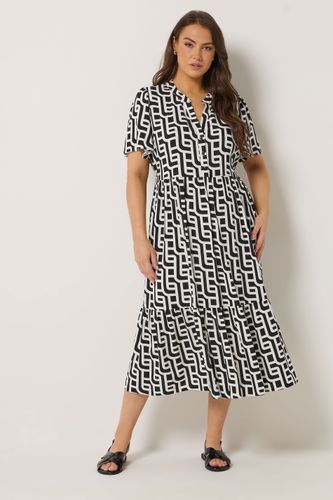 Robe Noire À Motif Géométrique Avec Demipatte De Boutonnage Size 42 - Yours - Modalova