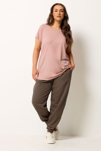 Ensemble Tshirt Et Pantalon De Jogging Marron Size 44 - Yours - Modalova