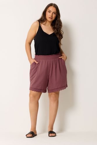 Short Rose Smocké Et Orné De Crochet Size 42 - Yours - Modalova