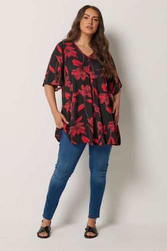 Top Rouge À Fleurs Plissé Sur Le Devant Size 50-52 - Yours - Modalova