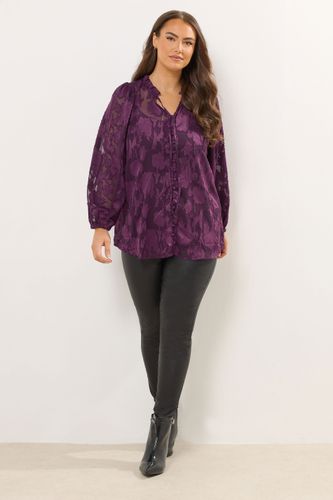 Blouse Pourpre En Filet Manches Bouffantes Size 48 - Yours - Modalova
