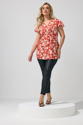 Haut Rouge À Fleurs Avec Devant Torsadé Size 52 - Yours London - Modalova
