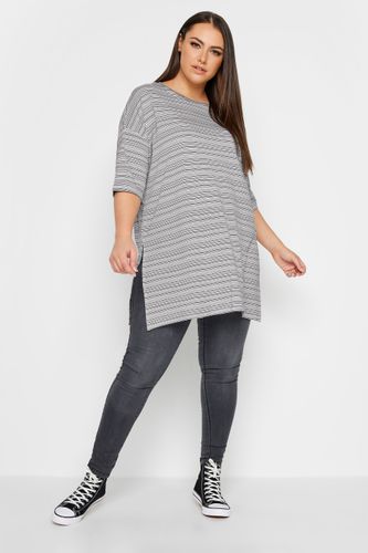 Top Blanc Oversize À Rayures Size 48 - Yours - Modalova
